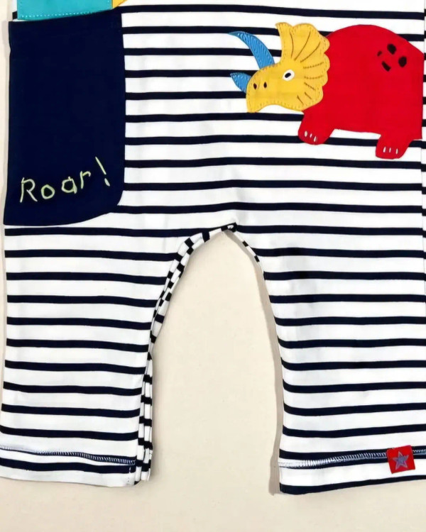 بیلر راه راه دایناسور نوزادی