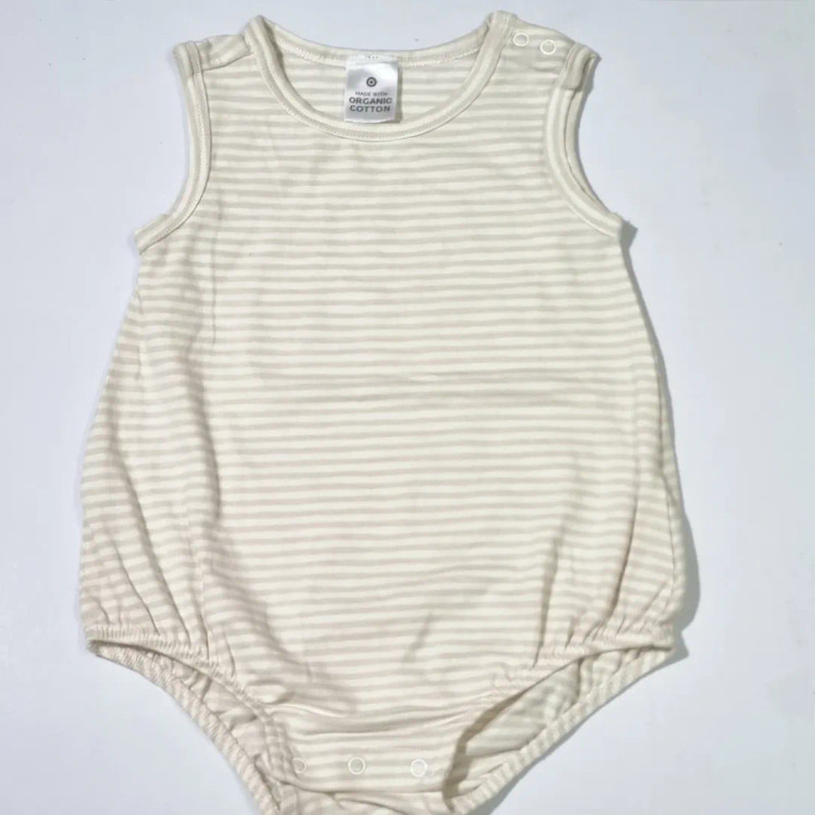 زیردکمه بچگانه