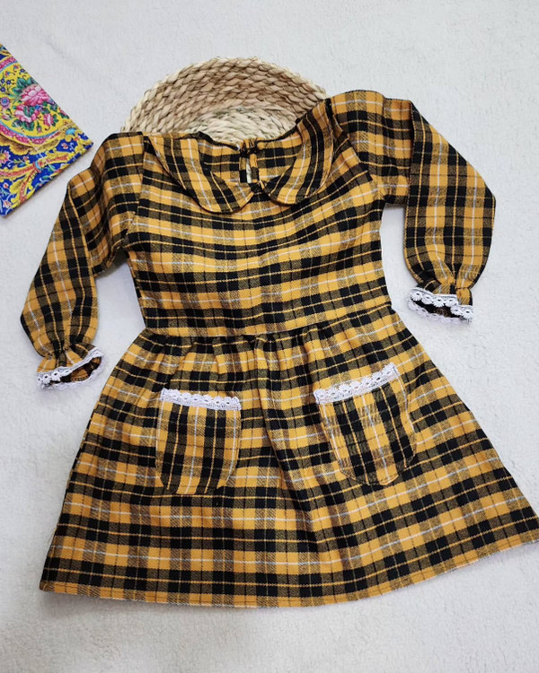 پیراهن دخترانه