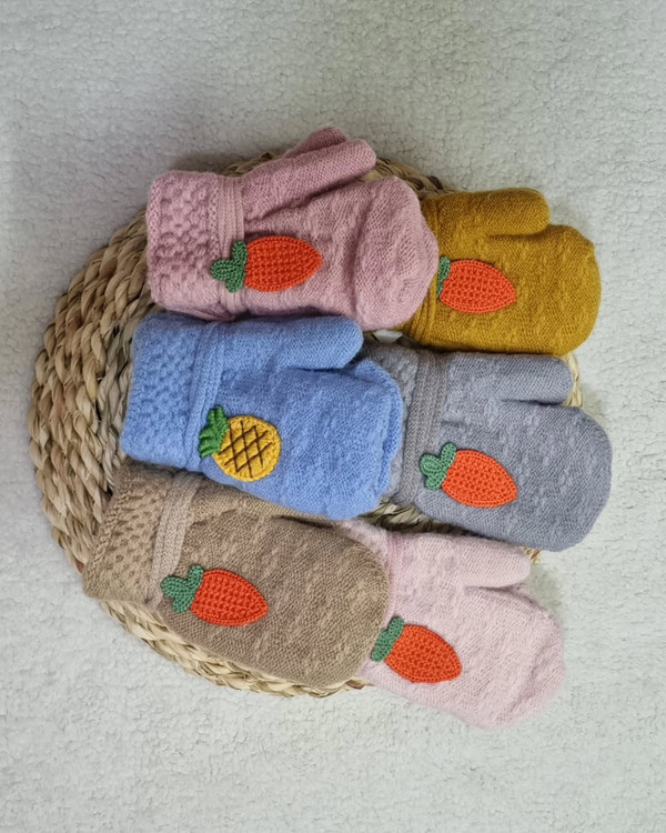 دستکش نوزادی