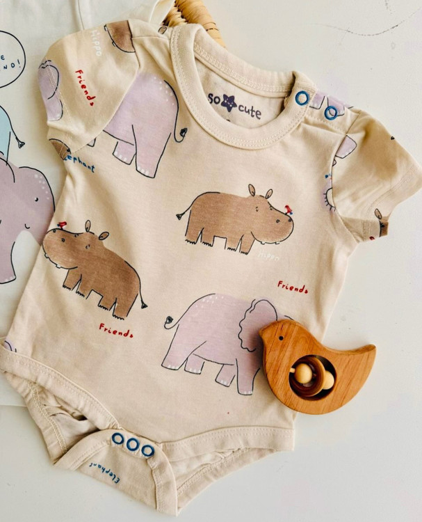 زیردکمه نوزادی