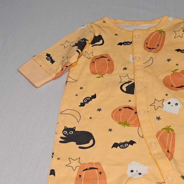 سرهمی دکمه دار