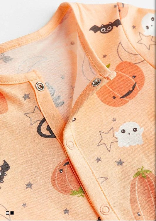 سرهمی دکمه دار