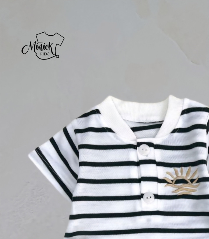 بادی آستین کوتاه پسرانه گلدوزی شده طرح خورشید